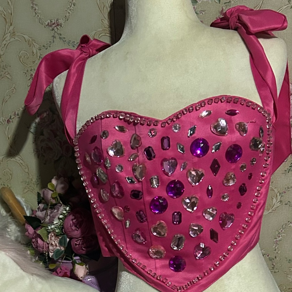 sugar thrillz, dolls kill bustier corset top  pink gems heart  Valentine’s Day
